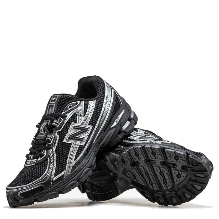 New Balance 740 Black White
