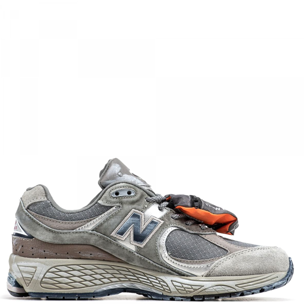 New Balance 2002R Grey